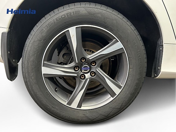Volvo XC60 10 of 10