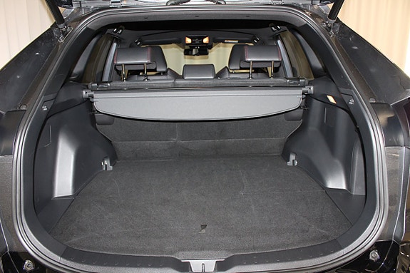 Toyota RAV4 Plug-in Hybrid 18 of 30
