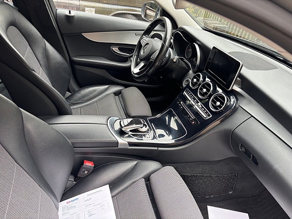 Mercedes-Benz C220 d 13 of 13