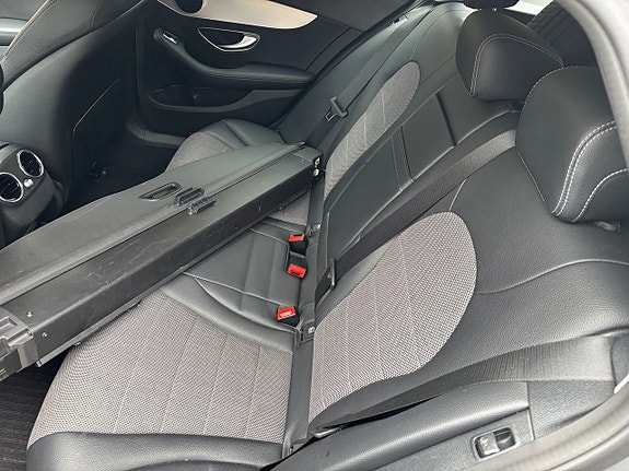 Mercedes-Benz C220 d 11 of 13