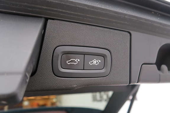 Volvo XC60 11 of 12