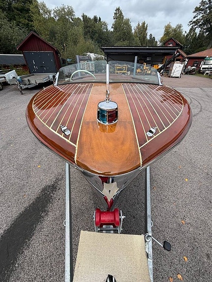 Chris-Craft Riviera 1952 12 of 12