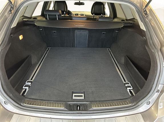 Toyota Avensis 10 of 16