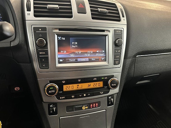 Toyota Avensis 13 of 16