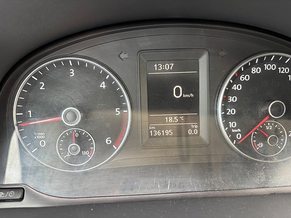 Volkswagen Caddy 10 of 14