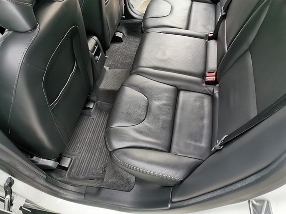 Volvo XC60 7 of 13