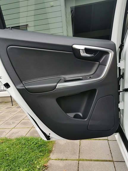 Volvo XC60 12 of 13
