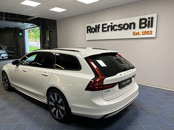 Volvo V90 3 of 20