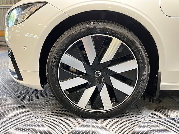 Volvo V90 12 of 20