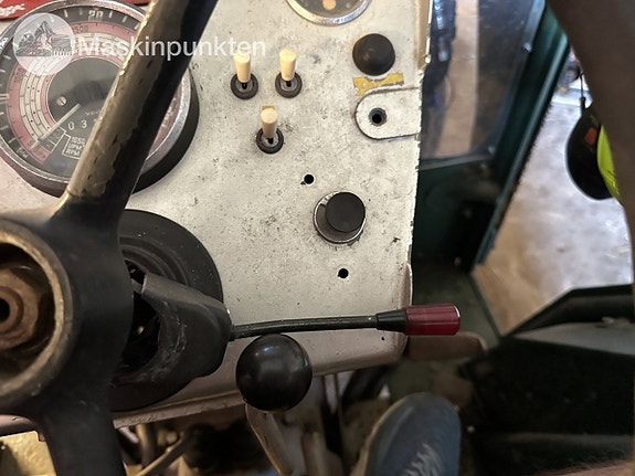 Deutz 6006 med lastare 17 of 27