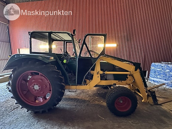 Deutz 6006 med lastare 4 of 27