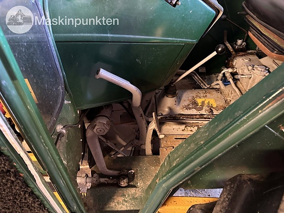 Deutz 6006 med lastare 21 of 27