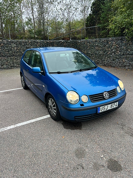 Volkswagen Polo 2 of 7