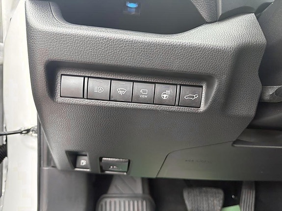 Toyota RAV4 15 of 19