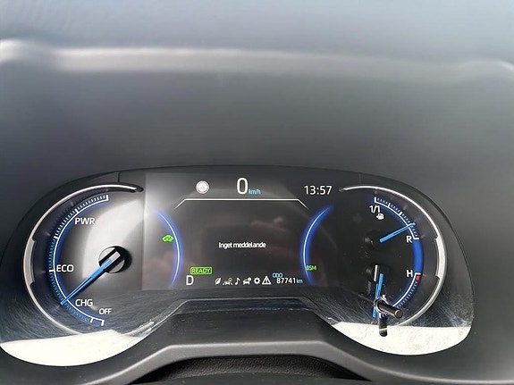 Toyota RAV4 18 of 19