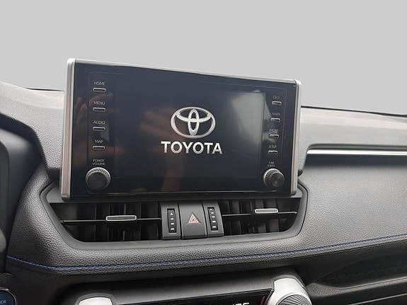 Toyota RAV4 16 of 19