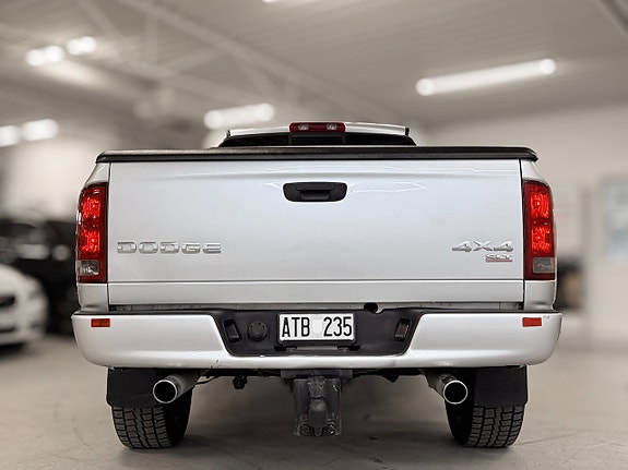 Dodge RAM 1500 7 of 30
