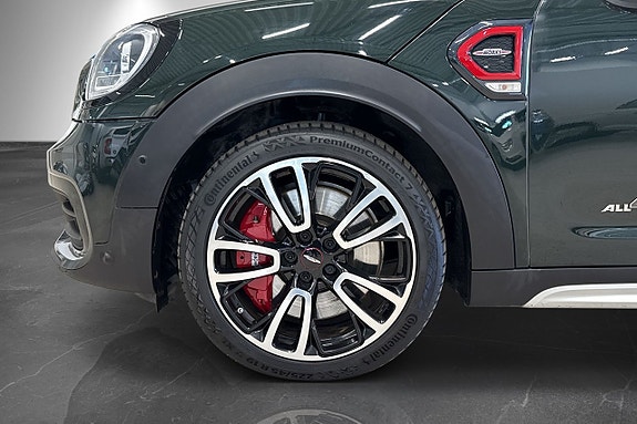 MINI Countryman Cooper 2 of 26