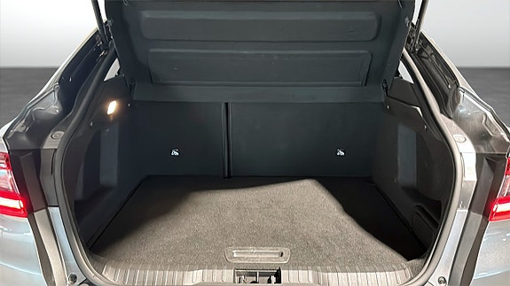 Renault Arkana 10 of 12