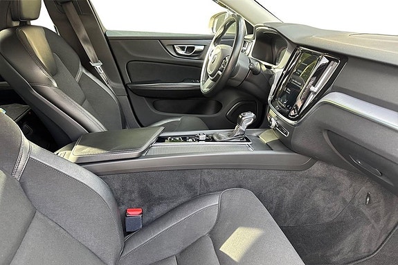 Volvo V60 6 of 20
