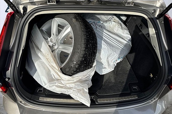 Volvo V60 8 of 20