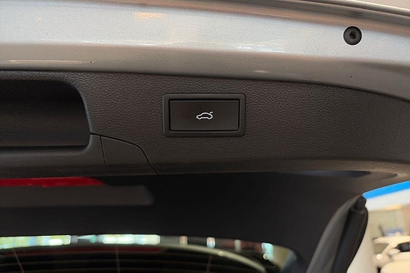 Volkswagen Passat 24 of 25