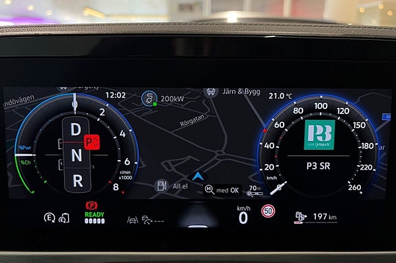 Volkswagen Passat 13 of 25