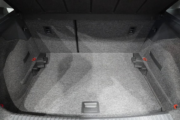 Seat Arona 10 of 16