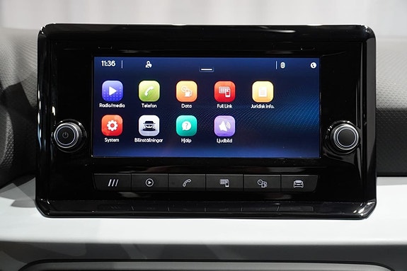 Seat Arona 13 of 16