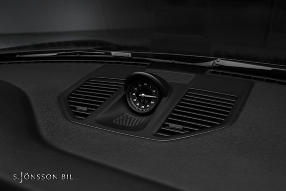 Porsche 911 Carrera T 17 of 18