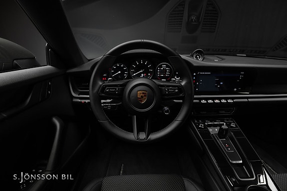 Porsche 911 Carrera T 14 of 18