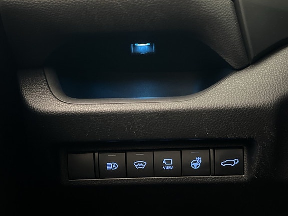 Toyota RAV4 15 of 30
