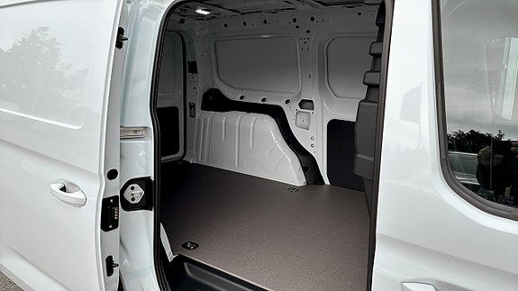 Ford Transit Connect 11 of 12