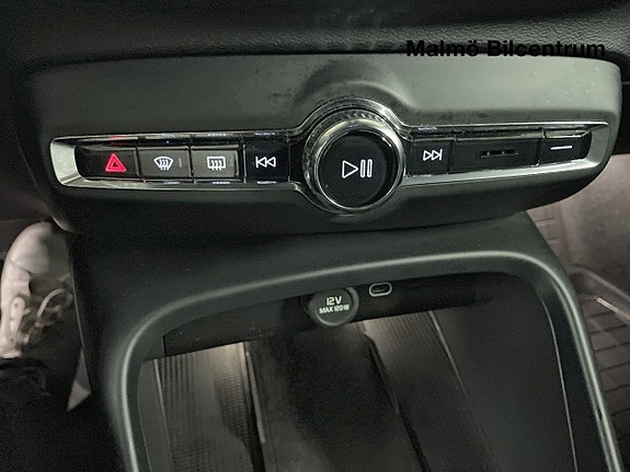 Volvo XC40 19 of 19