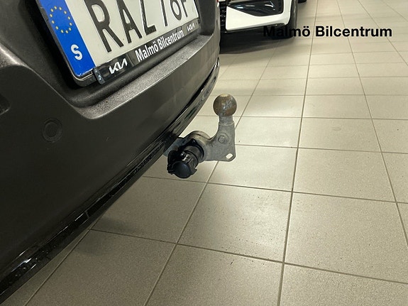 Volvo XC40 8 of 19