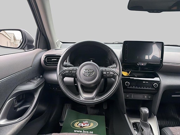 Toyota Yaris Cross 10 of 18