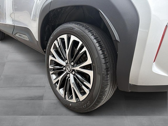 Toyota Yaris Cross 13 of 18