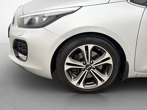 Kia Ceed 25 of 28