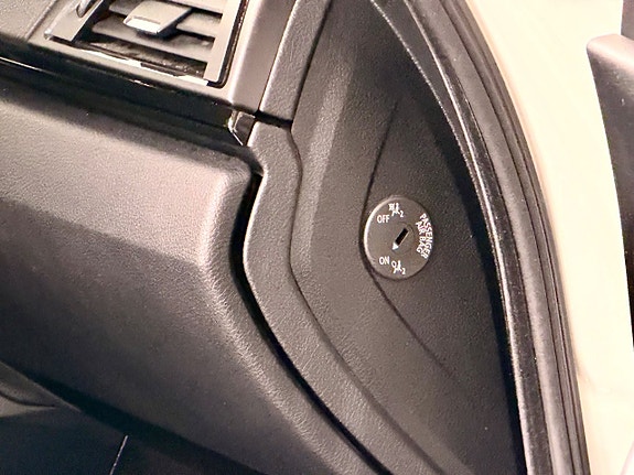 BMW 320d 13 of 18