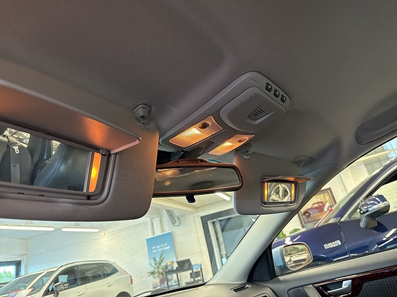 Volvo V70 21 of 26
