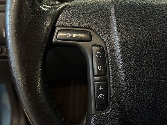 Volvo V70 15 of 26
