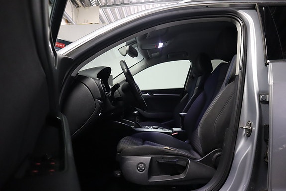 Audi A3 8 of 21