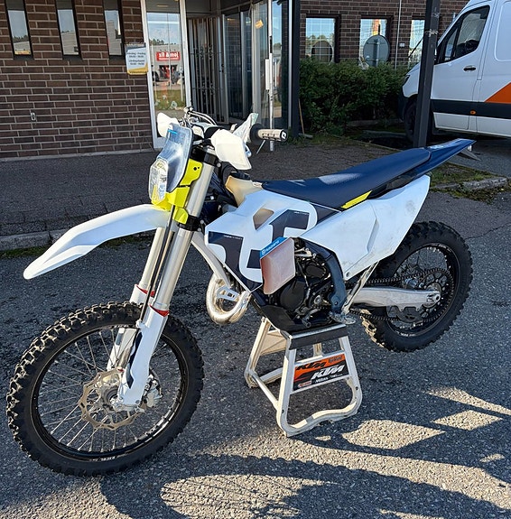 Husqvarna TE 150 2026 3 of 6