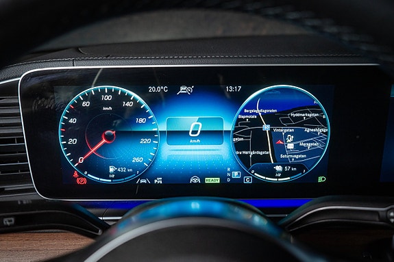 Mercedes-Benz GLE350 de 24 of 30