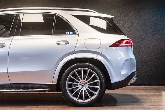 Mercedes-Benz GLE350 de 8 of 30