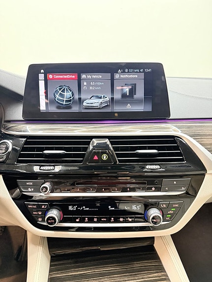 BMW 520d 11 of 15