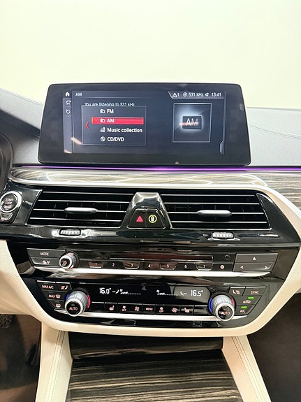 BMW 520d 12 of 15