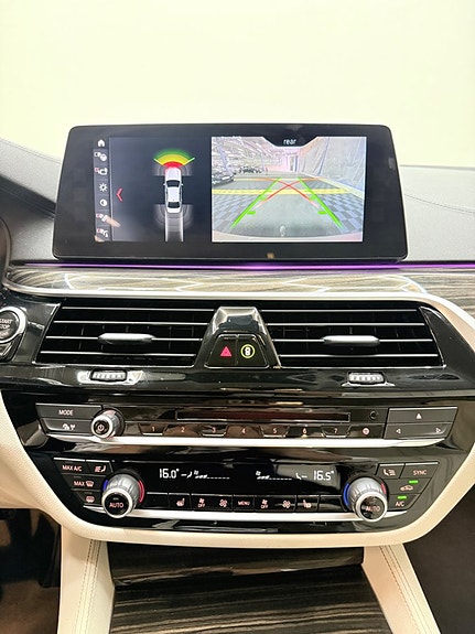 BMW 520d 13 of 15