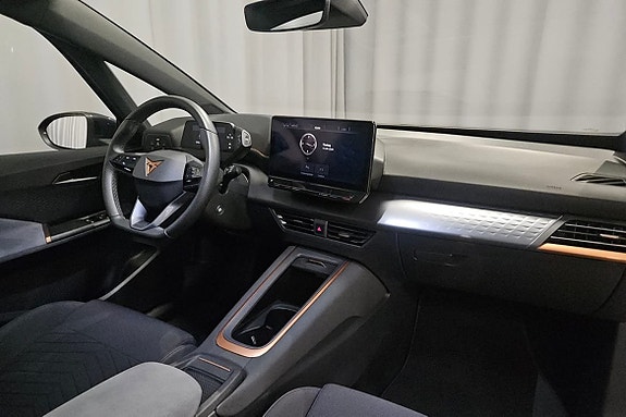 Cupra Born 8 of 13