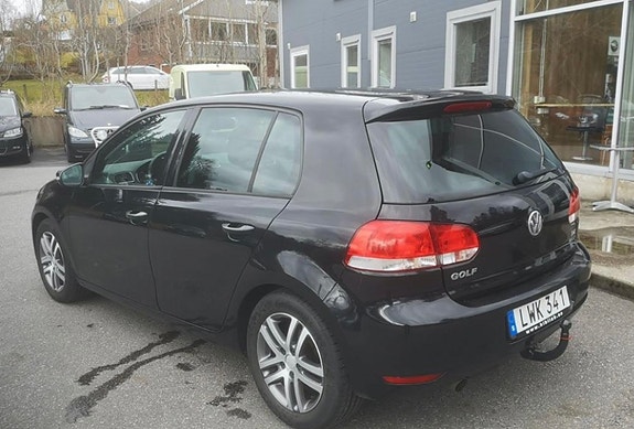 Volkswagen Golf VI 2 of 18